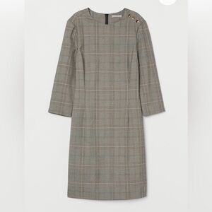 H&M fitted dress with gold buttons and three-quarter length sleeves Size 0